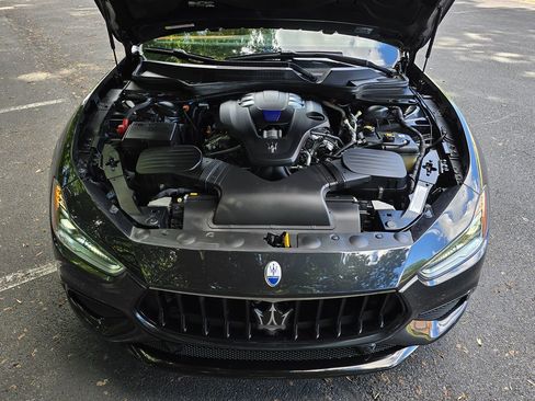 Used 2023 Maserati Ghibli Modena RWD image 58
