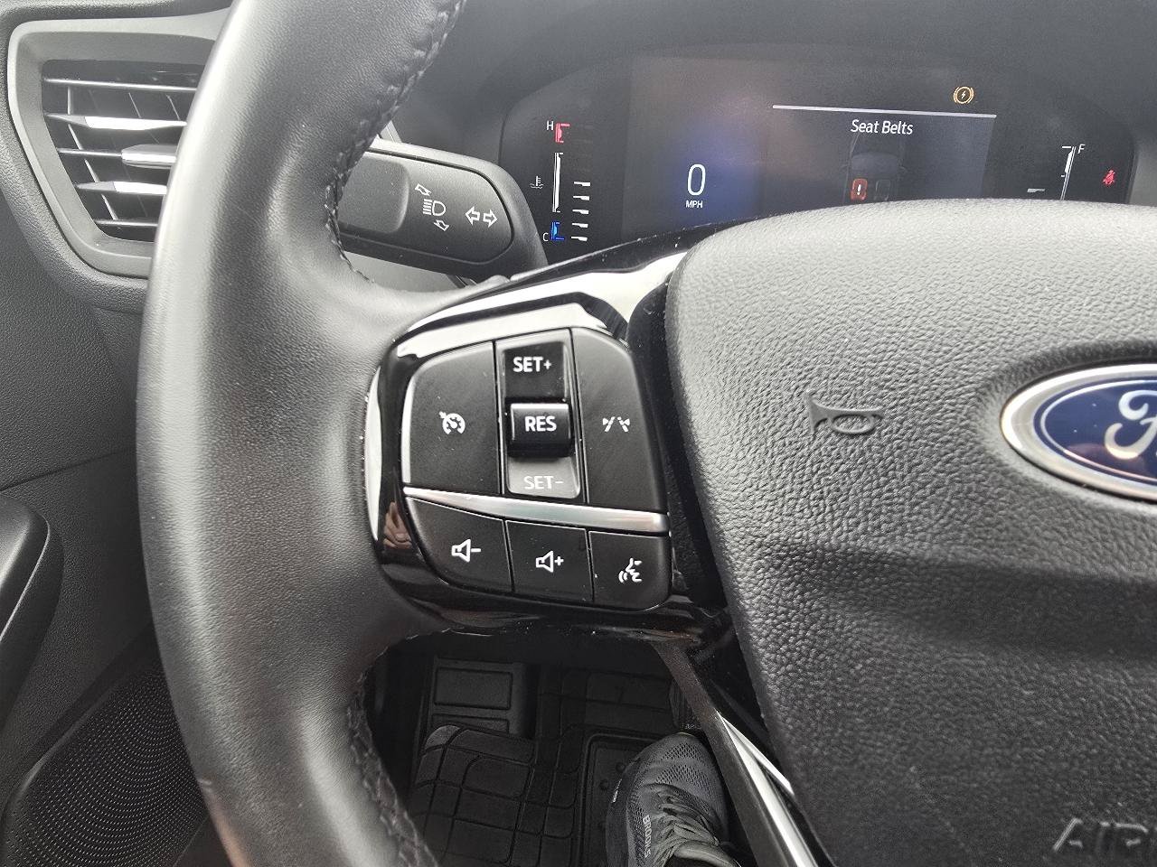 Used 2023 Ford Escape Active AWD/4WD image 21