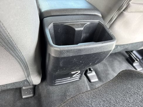 Used 2022 Toyota Tacoma SR5 RWD image 37