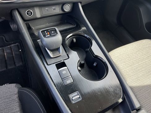 Certified 2023 Nissan Rogue SV image 11