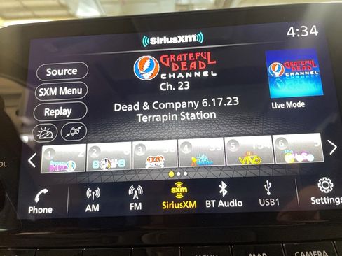 Used 2023 Nissan Rogue SL w/ SL Premium Package image 19