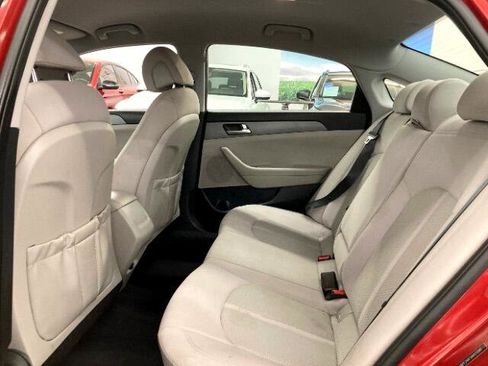 Used 2017 Hyundai Sonata SE image 10