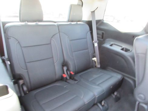 Certified 2023 GMC Acadia SLT w/ Elevation Edition FWD image 27