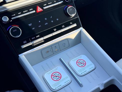 New 2026 Hyundai Santa Fe SE image 15