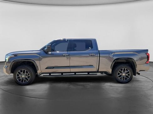 Used 2022 Toyota Tundra Platinum AWD/4WD image 5