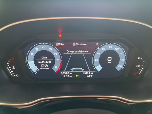 Used 2022 Audi Q3 2.0T Premium Plus image 18