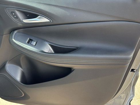 Used 2023 Buick Encore GX Select image 22