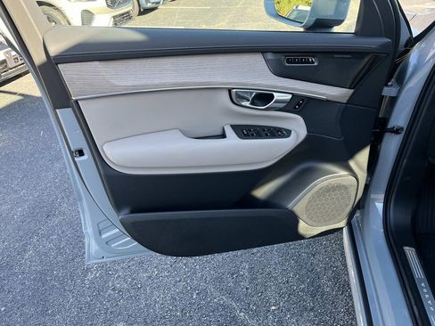 New 2026 Volvo XC90 B6 Plus image 21