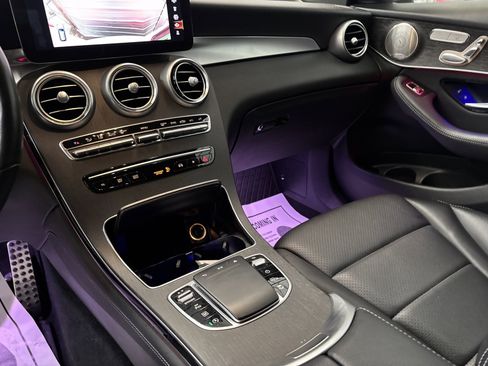 Used 2021 Mercedes-Benz GLC 300 GLC 300 image 18