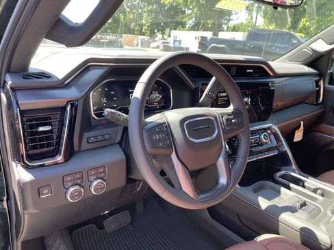 New 2025 GMC Sierra 3500 Denali Ultimate image 10