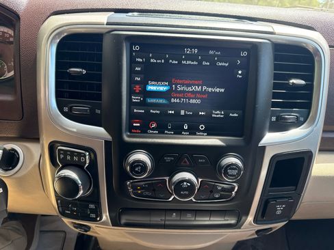 Used 2020 RAM 1500 Classic SLT AWD/4WD image 20