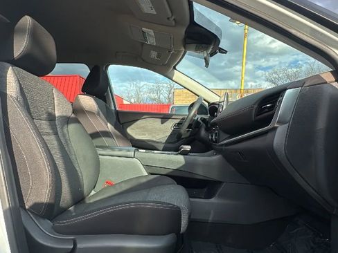 Used 2021 Nissan Rogue S image 20