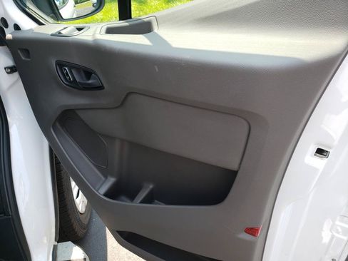 Used 2025 Ford Transit 250 Low Roof w/ Exterior Upgrade Package RWD image 13