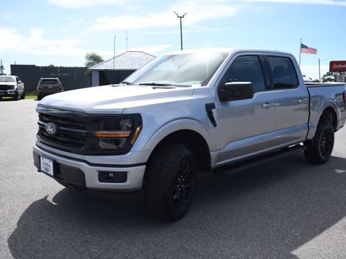 New 2026 Ford F150 XLT w/ FX4 Off-Road Package AWD/4WD image 5