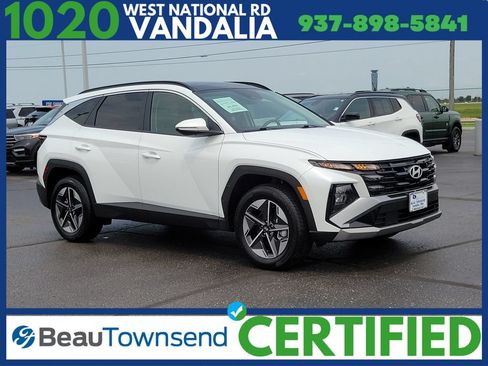 Used 2025 Hyundai Tucson SEL AWD/4WD image 1