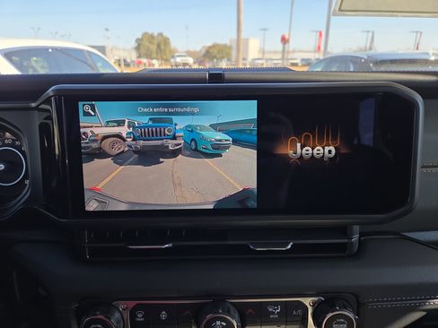 New 2026 Jeep Gladiator Mojave image 12