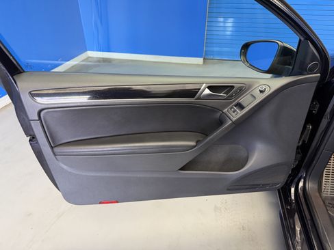 Used 2011 Volkswagen GTI 2-Door FWD image 9