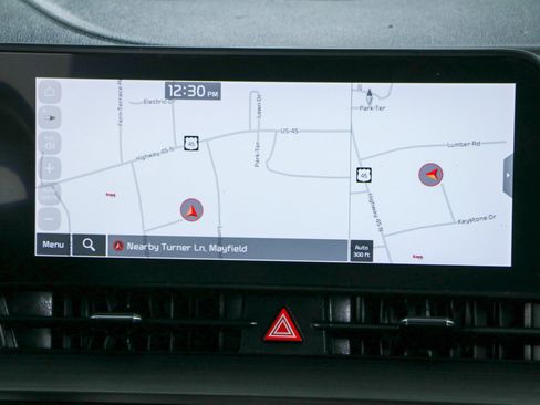 Used 2023 Kia Sportage EX image 18