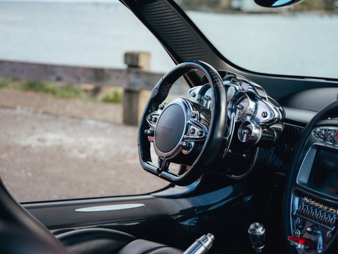 Used 2014 Pagani Huayra RWD image 15