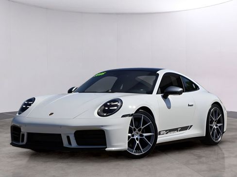Certified 2025 Porsche 911 Carrera T RWD image 1