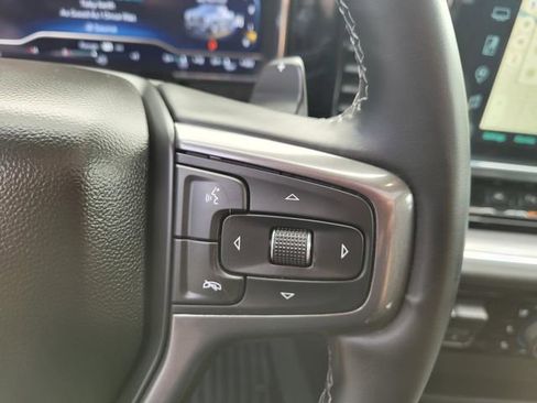 Used 2024 Chevrolet Silverado 1500 High Country w/ Technology Package image 31