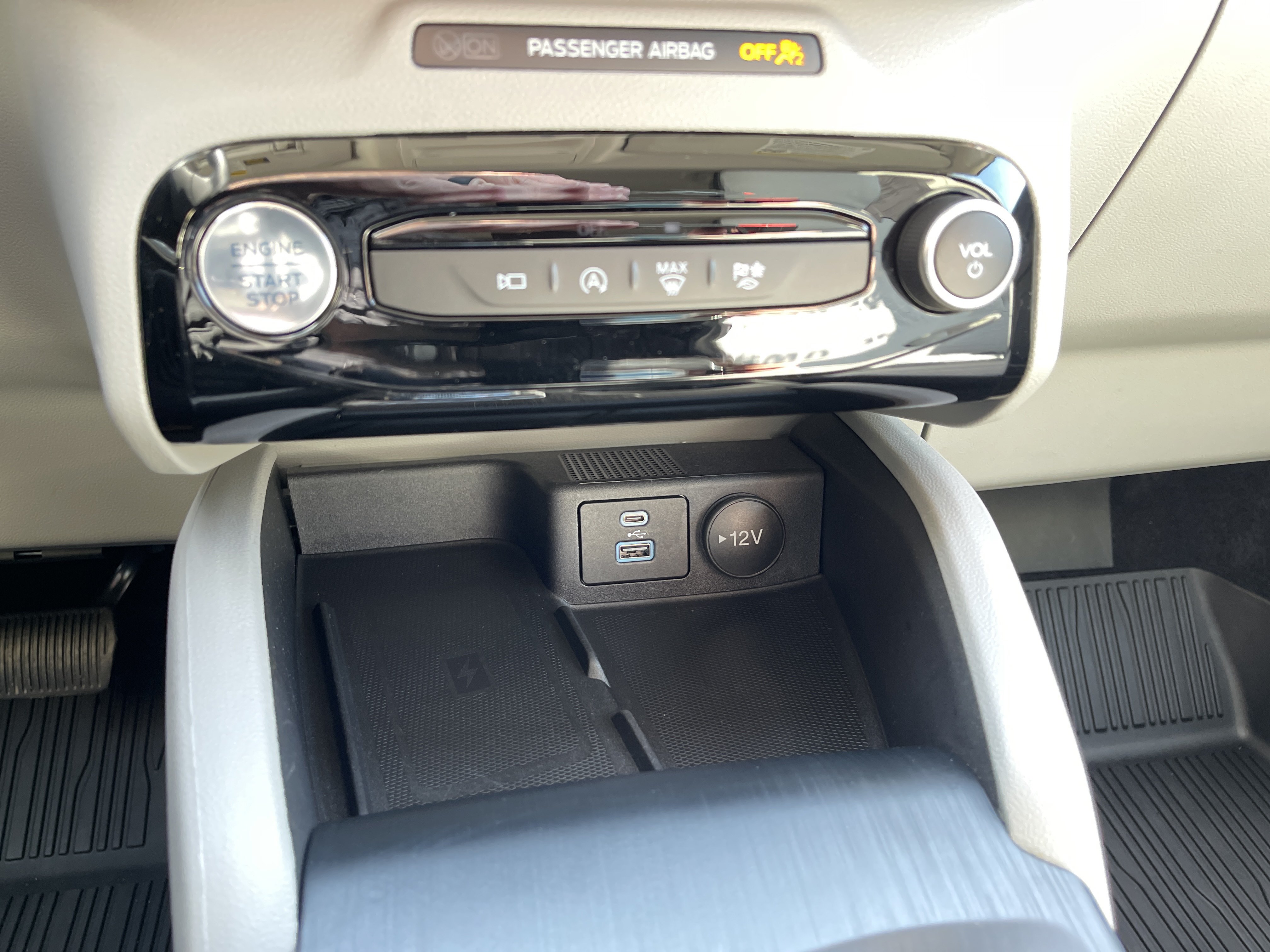 Used 2023 Ford Escape Active w/ Tech Pack #2 AWD/4WD image 21