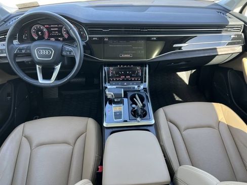 Used 2020 Audi Q7 3.0T Premium Plus image 11