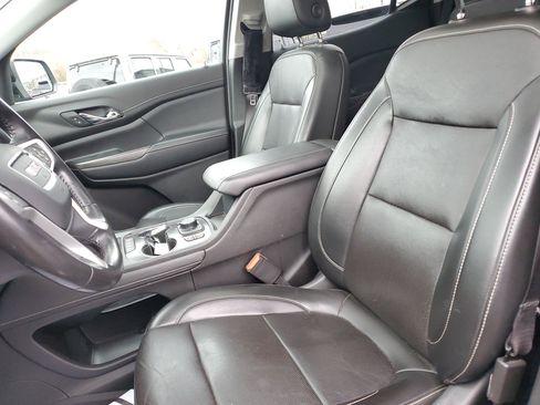 Used 2021 GMC Acadia SLT w/ Premium Package image 29