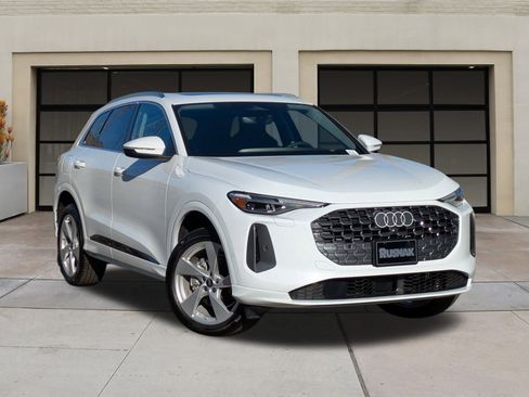 New 2025 Audi Q5 Premium Plus image 19