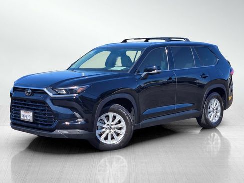 Used 2024 Toyota Grand Highlander AWD Hybrid image 6