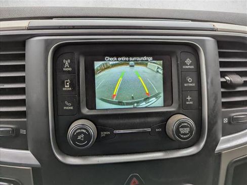 Used 2019 RAM 1500 Classic SLT image 18