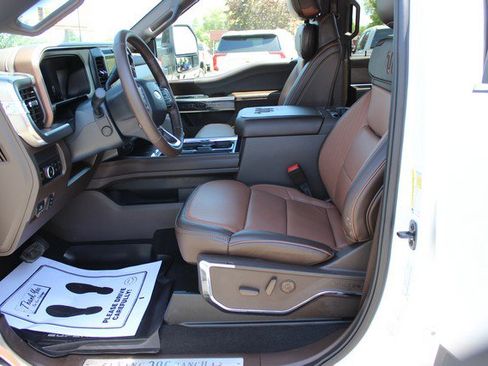 Used 2026 Ford F450 King Ranch w/ FX4 Off-Road Package AWD/4WD image 11