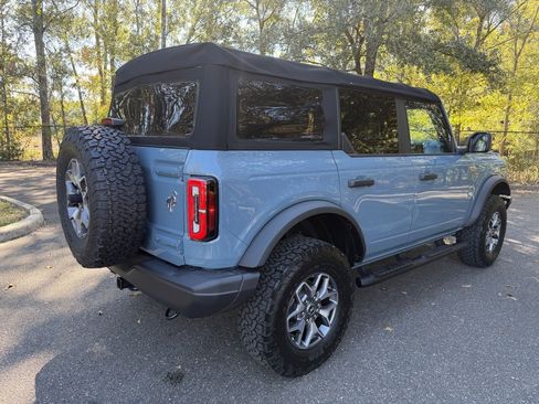 Used 2021 Ford Bronco Badlands image 6