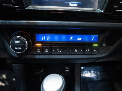 Used 2016 Toyota Corolla S image 20