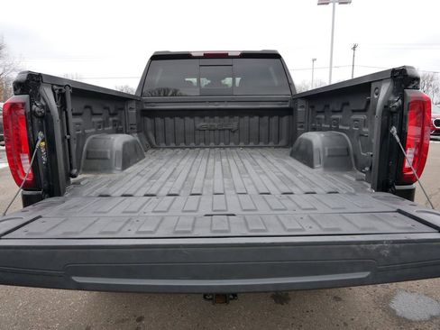 Used 2023 GMC Sierra 1500 AT4 w/ AT4 Preferred Package image 10