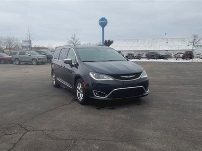 Used 2019 Chrysler Pacifica Limited