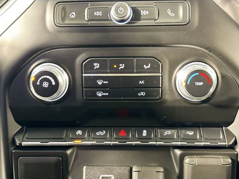 Used 2020 GMC Sierra 1500 2WD Crew Cab w/ Sierra Value Package image 15