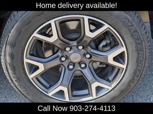 Used 2024 Jeep Wagoneer L Series III w/ Flexible Seating Group AWD/4WD image 13
