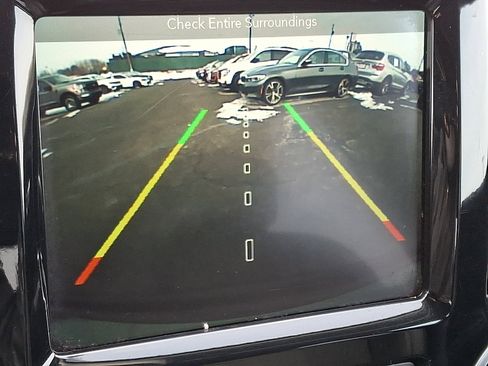 Used 2019 Jeep Cherokee Limited image 18