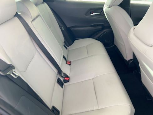 Used 2025 Toyota Prius Limited image 29