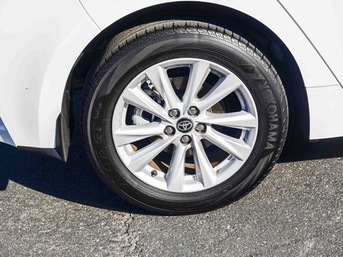 Certified 2025 Toyota Corolla SE image 8