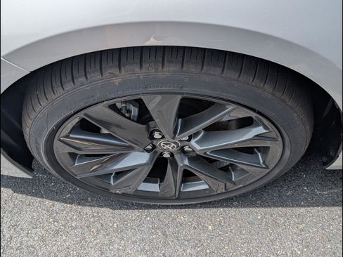 Used 2026 Toyota Corolla SE FWD image 9