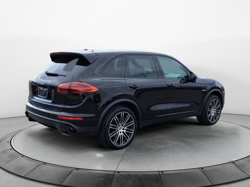 Used 2015 Porsche Cayenne S w/ Premium Package AWD/4WD image 7