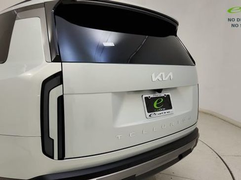 Used 2027 Kia Telluride EX w/ Towing Package FWD image 26