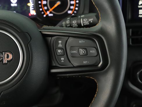 Used 2024 Jeep Wrangler Sport AWD/4WD image 7