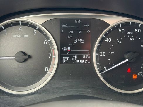 Used 2021 Nissan Kicks S FWD image 54