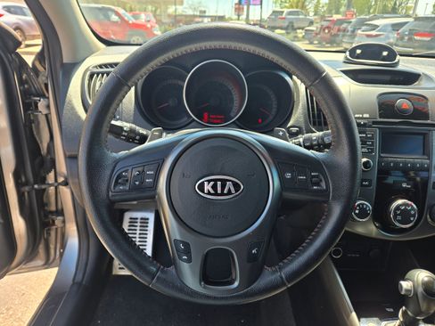Used 2012 Kia Forte SX FWD image 6