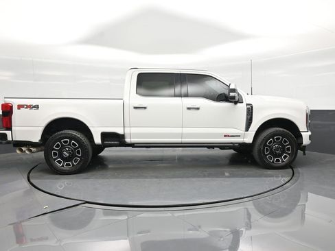 Certified 2024 Ford F350 Platinum image 19