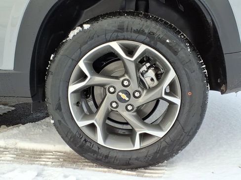 New 2026 Chevrolet Trax LT FWD image 6