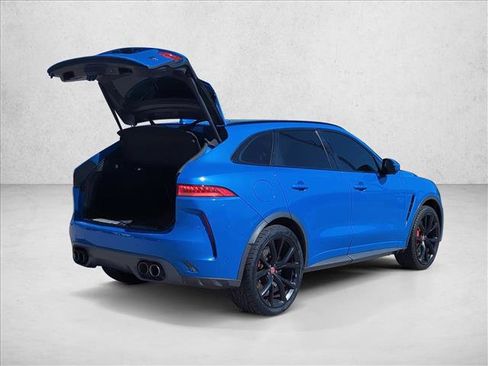Used 2019 Jaguar F-PACE SVR image 5